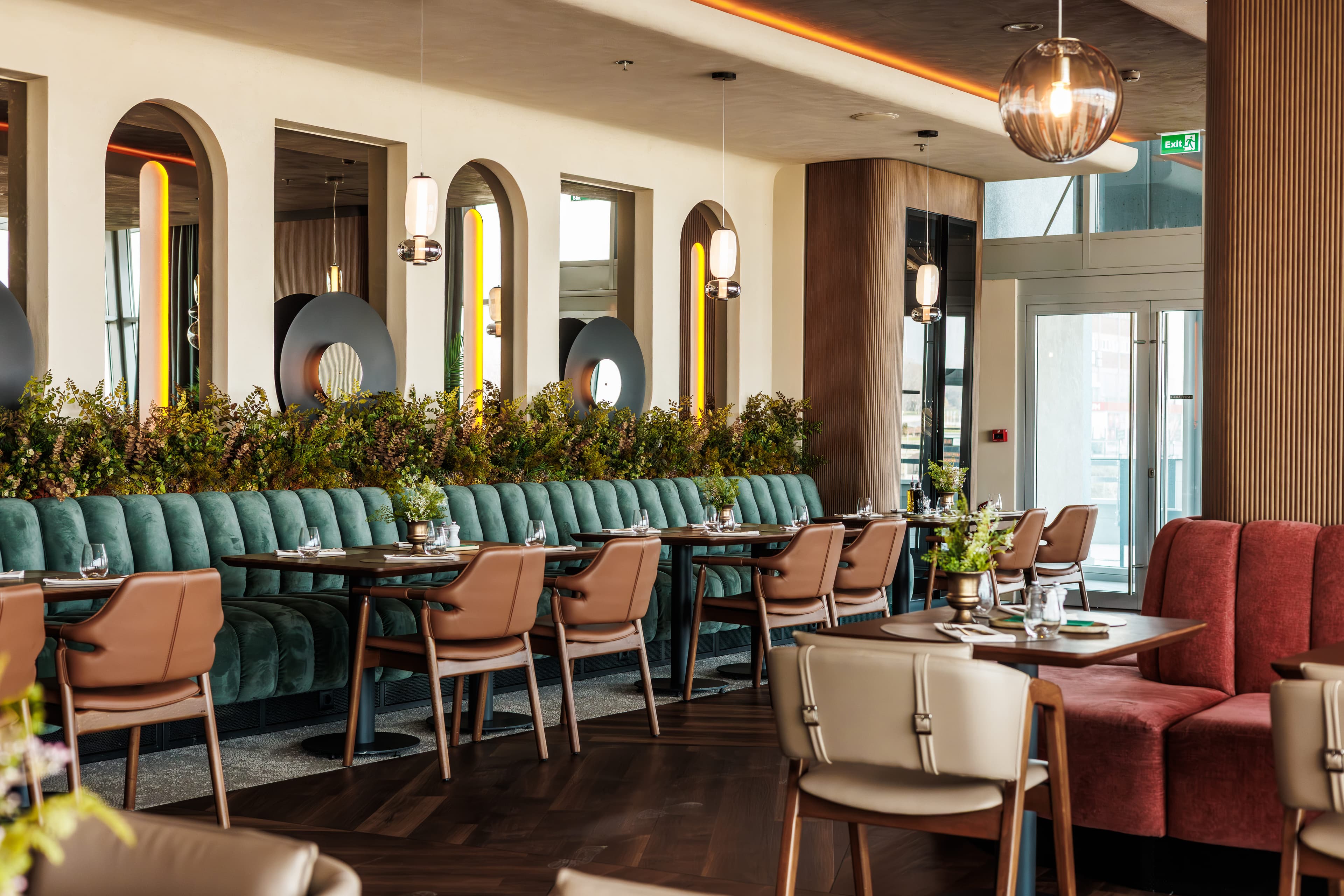 Interijer restorana Meandar